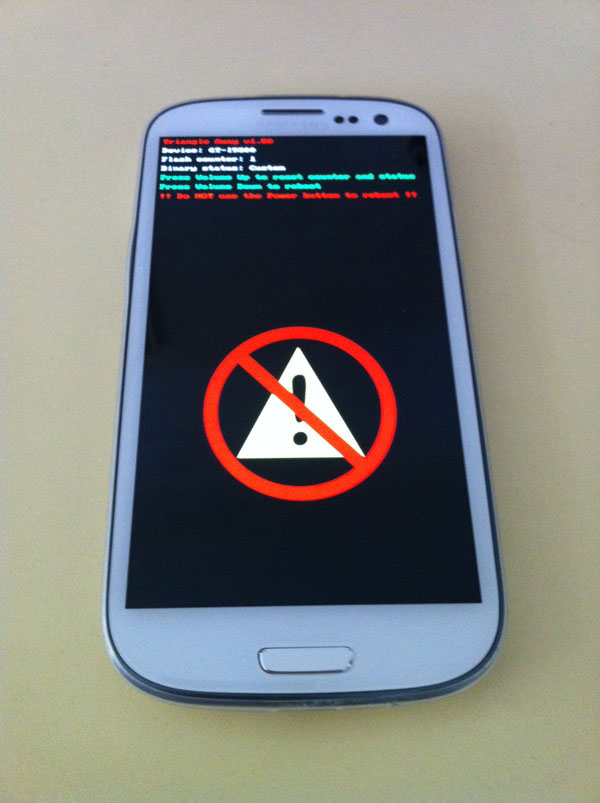 Triangleaway Galaxy S3 Triangleaway Galaxy S3