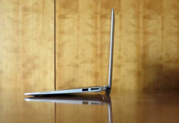 hp-envy-x2-side
