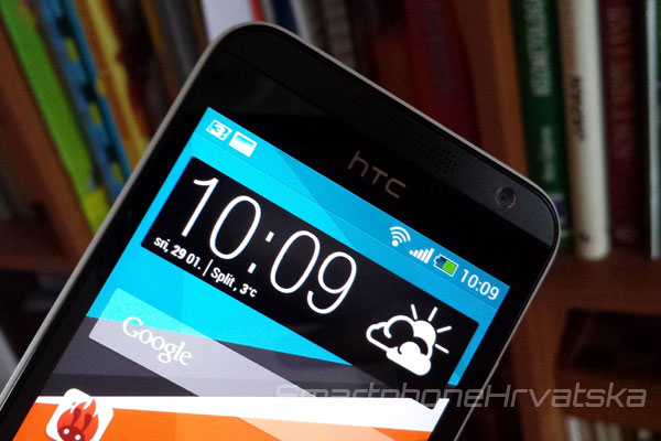 HTC Desire 300 recenzija zaslon
