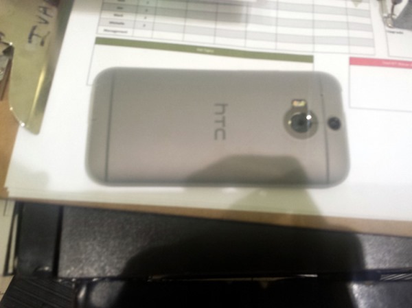 HTC One 2