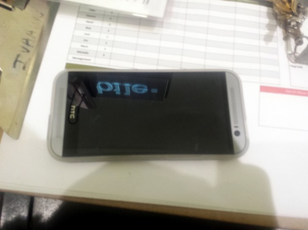 HTC One 2