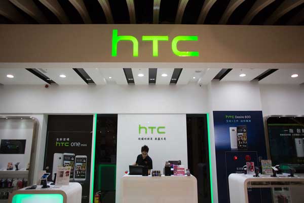 HTC na gubitku treći kvartal zaredom