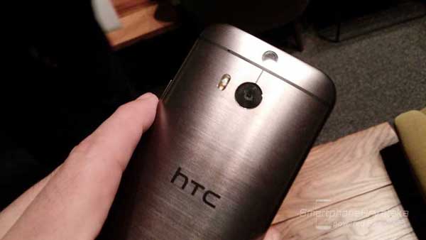 HTC One M8 nove boje