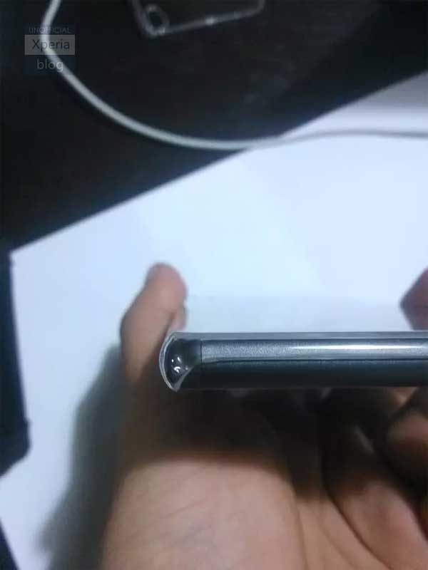 Xperia Z3 Compact (2)