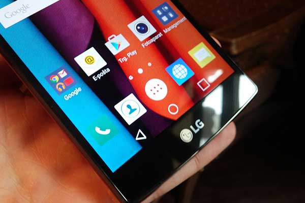 lg-g4-zaslon