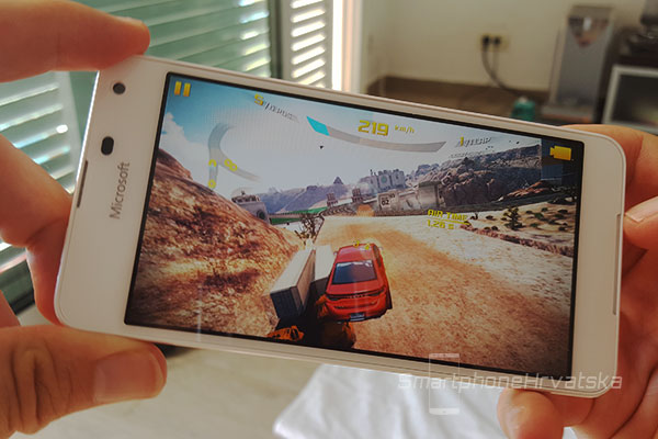 LUMIA-650-RECENZIJA-GAMING