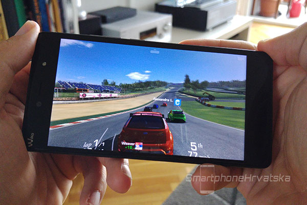 Wiko-Fever-4g-recenzija-gaming
