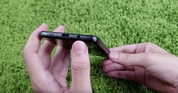 Note 7 s ravnim zaslonom na videu