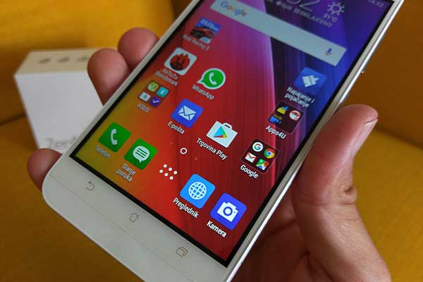 Zenfone-Max-recenzija-zaslon