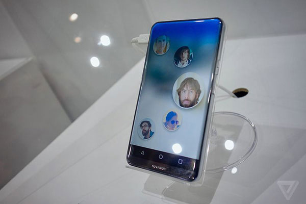 sharp-curved-bezel-less-display_2
