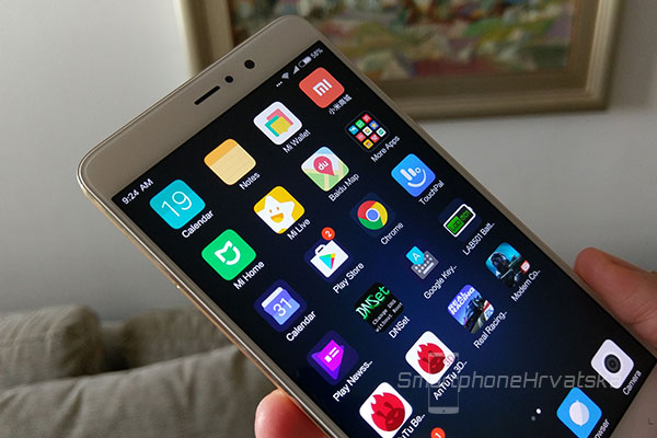 mi 5s plus recenzija