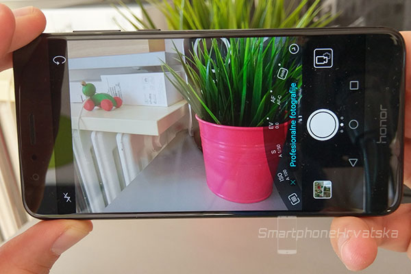 honor 8 recenzija