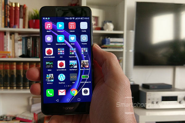 honor 8 recenzija