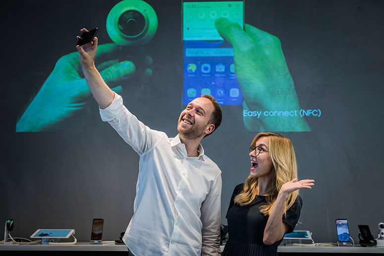 Samsung u Zagrebu predstavio novu Galaxy J 2017 seriju i Phone+ ekosustav