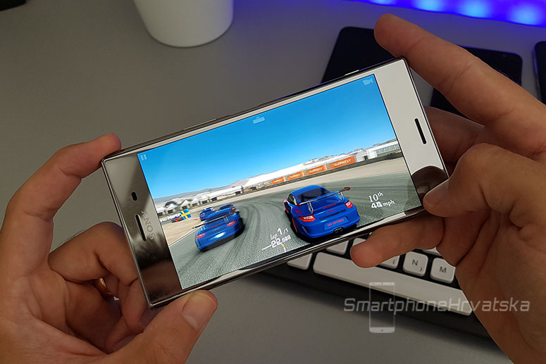 Sony Xperia XZ Premium Recenzija gaming