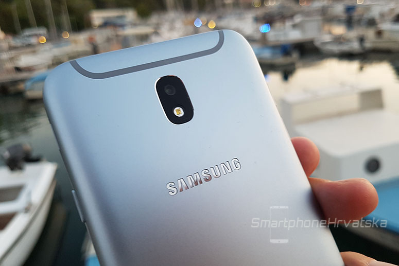 galaxy j7 2017 recenzija