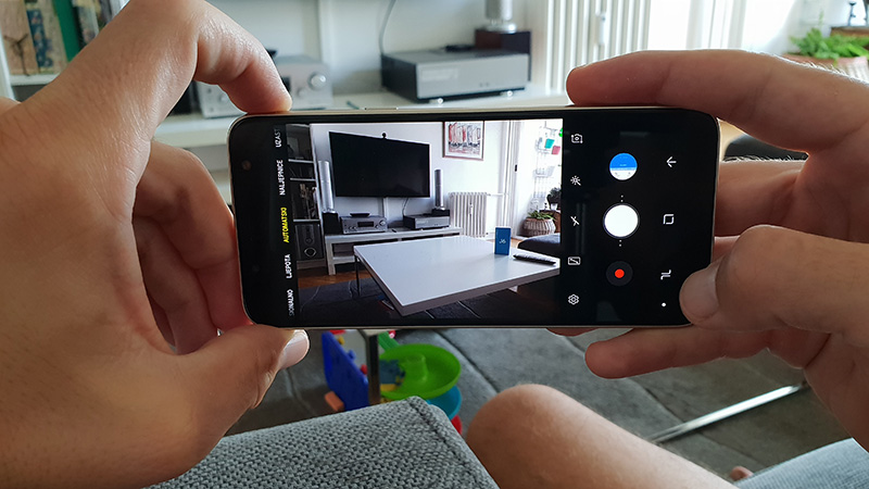Galaxy J6 Recenzija