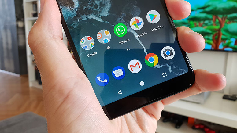 Xiaomi mi A2 Recenzija