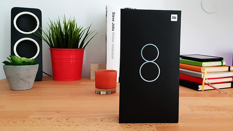 Xiaomi Mi 8 Unboxing