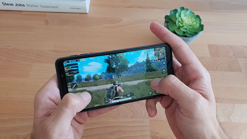 galaxy a7 2018 recenzija