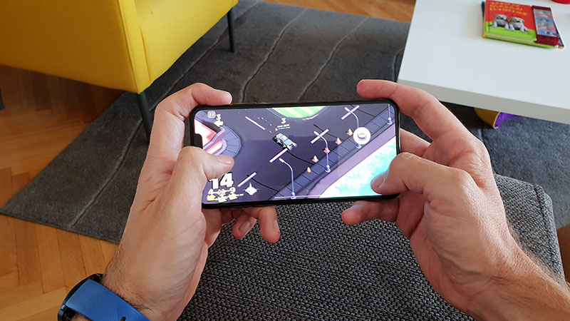 iphone xs max recenzija