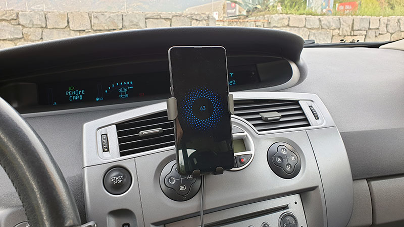 Baseus bežični auto punjač za smartphone [Recenzija + Giveaway!]