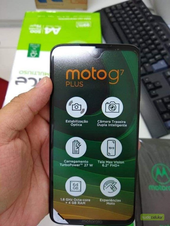 Moto G7 Plus s 27W TurboPower punjenjem - doživjela preuranjeni unboxing