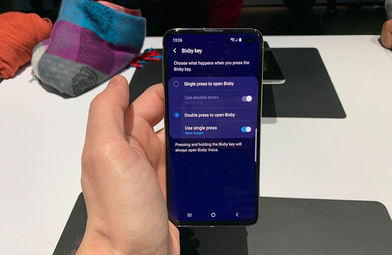 Bixby tipka na Galaxy S10 ekipi je programabilna