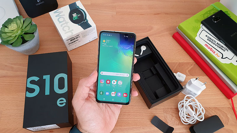 Na testu Galaxy S10e & Galaxy Watch Active [Unboxing]