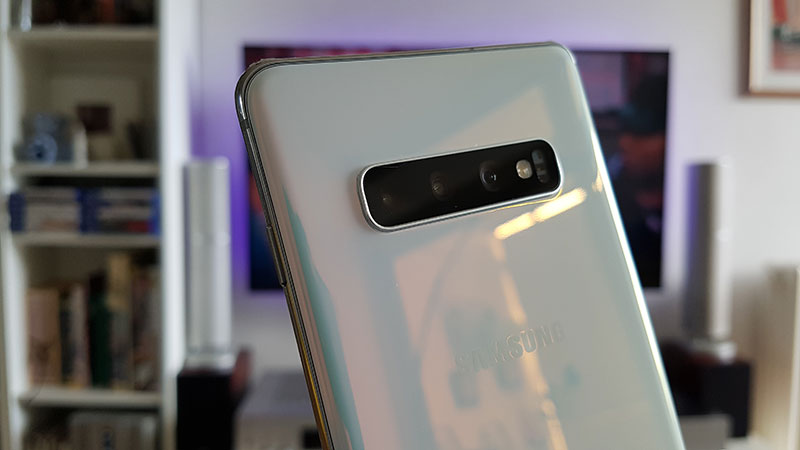 Samsung Galaxy S10+ recenzija
