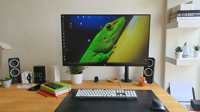 LG 32GK850G Gaming Monitor uNBOXING (2)