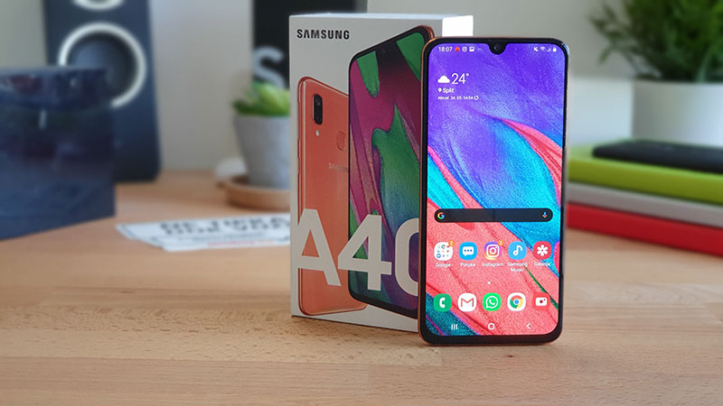 galaxy a40 recenzija