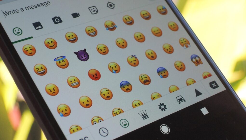 Android-11-donosi-nove-emojie-ovo-su-najzanimljiviji