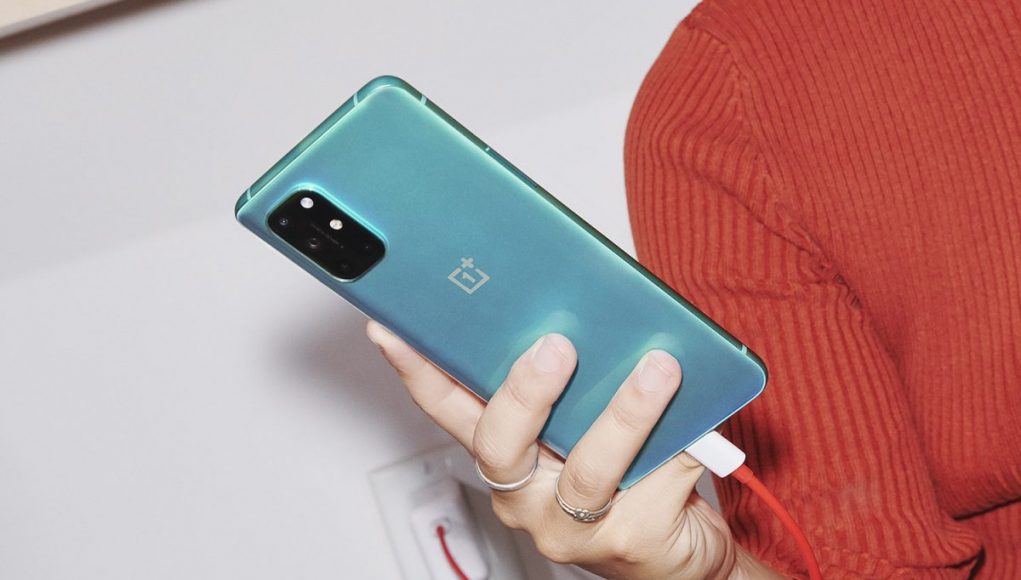 OnePlus 8T službeno