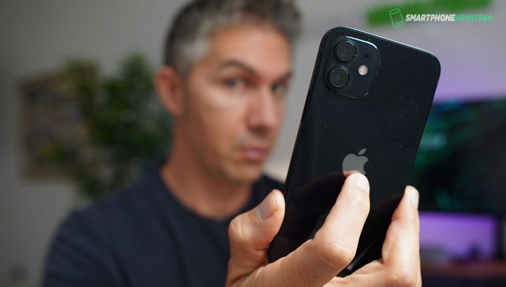 iPhone-12-back-tap Jabuka krije tajnu tipku