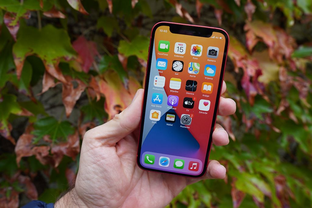 iPhone 12 mini recenzija