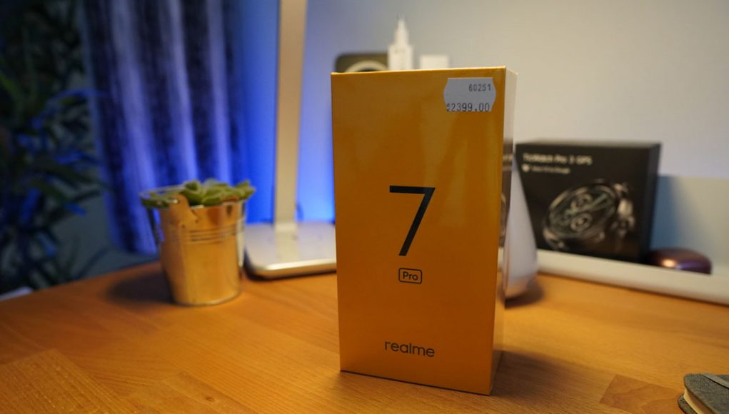 Realme-7-Pro-Unboxing Realme 7 Pro