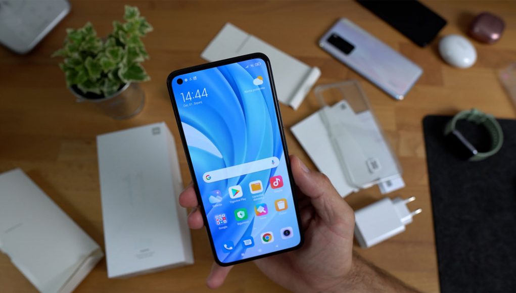 Mi-11-Lite-Unboxing Xiaomi Mi 11 Lite