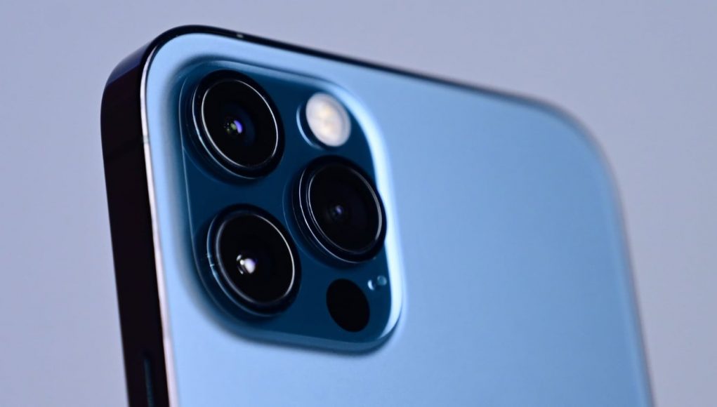 iPhone 15 Pro će dobiti periskopsku telefoto kameru