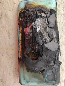 OnePlus_Nord_2_explosion_1_0.jpg
