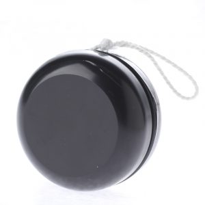 traditional_black_plastic_yoyo_2.jpg
