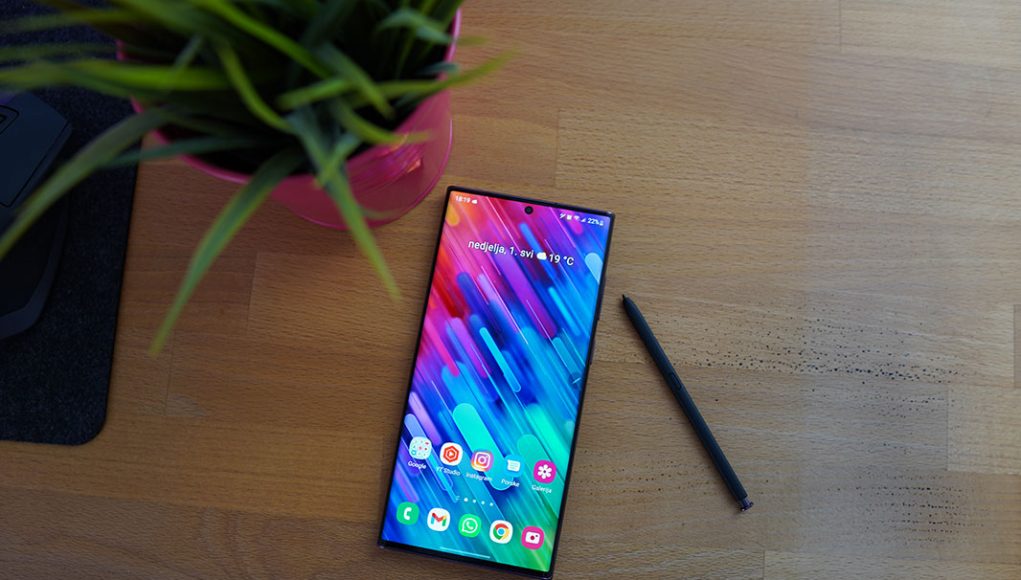 Galaxy-S22-Ultra-recenzija-32