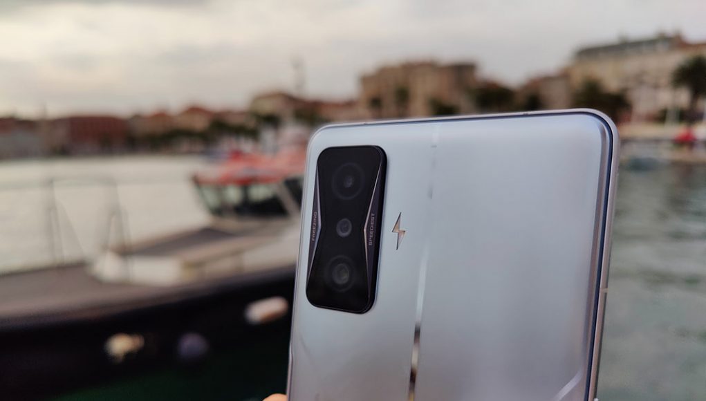 Poco-F4-GT-Recenzija-36
