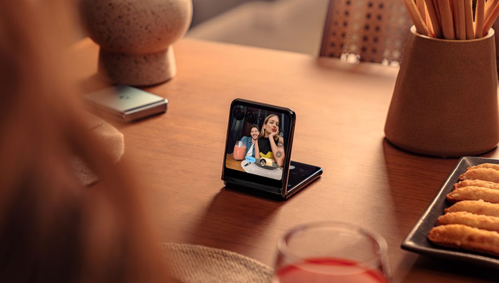 motorola-razr-40-ultra_byCraft_sRGB_38-(1)