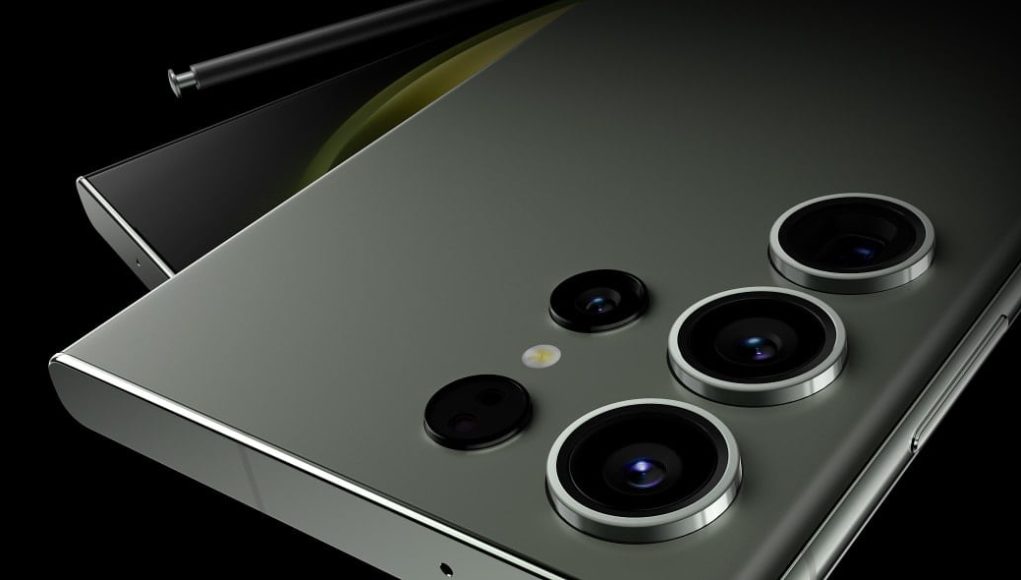 Galaxy-S23-Ultra-in-green-1