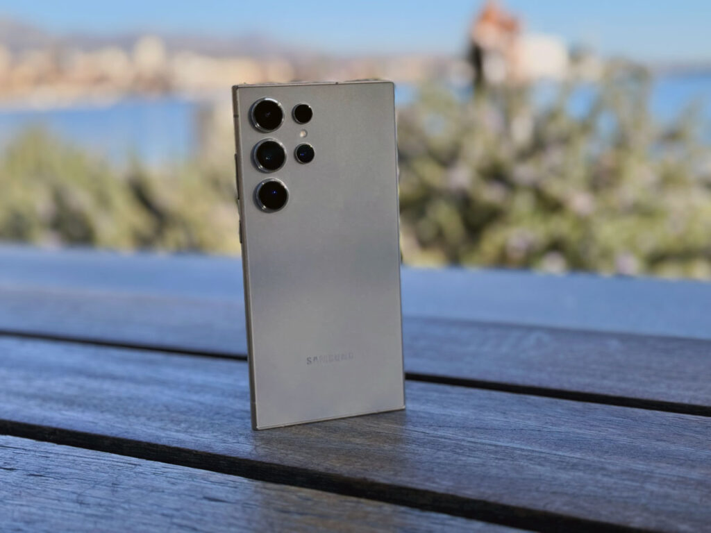 Galaxy S24 Ultra recenzija