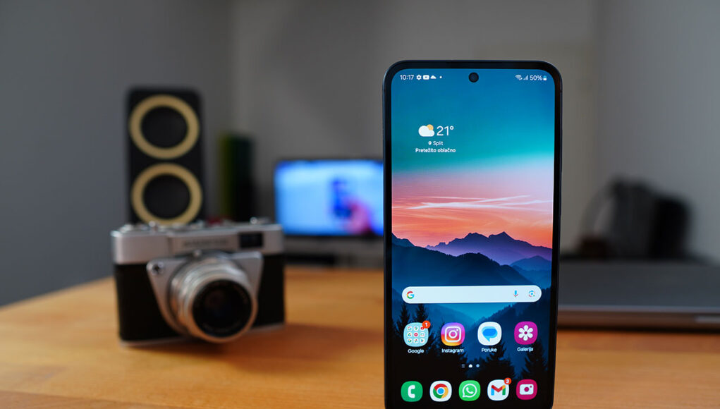 galaxy a55 recenzija galaxy a55 recenzija