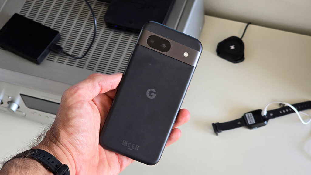 Pixel 8a recenzija