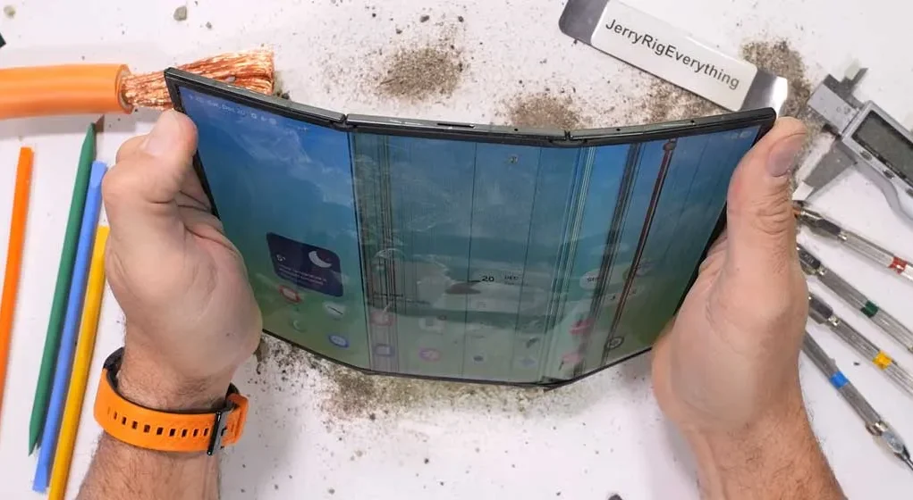 Galaxy Z TriFold pao na okrutnom testu izdržljivosti i to je sasvim u redu