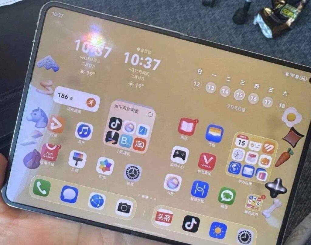Prve slike Huawei Pura X Max otkrivaju neobičan dizajn i tablet iskustvo